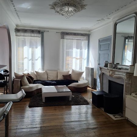 Ferienwohnung Le Baron Charleville-Mézières Exterior foto