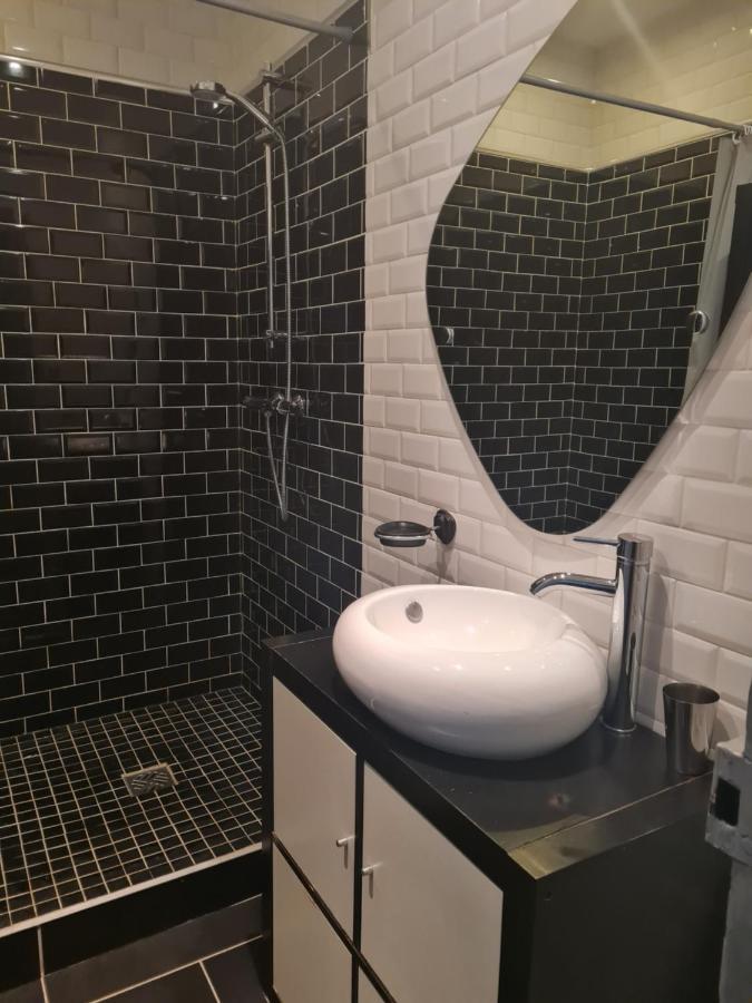 Ferienwohnung Le Baron Charleville-Mézières Exterior foto